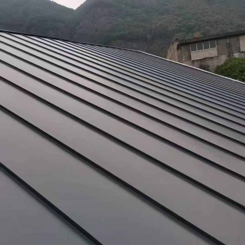 清远金属屋面板的应用场合及其优缺点？